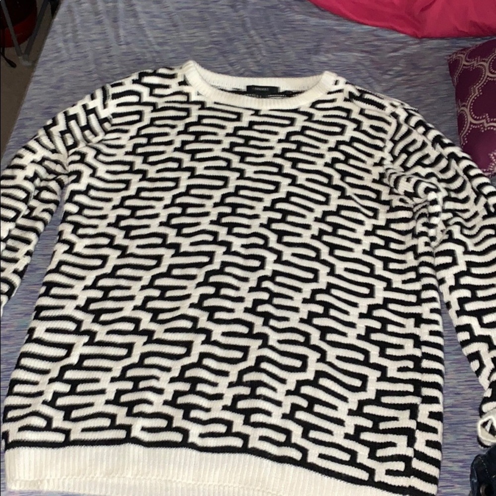 White & Black forever 21 sweater